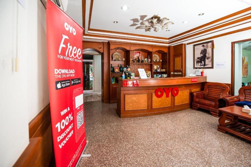 Oyo 343 Wanna Marine Hotel Patong Buitenkant foto