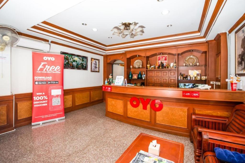 Oyo 343 Wanna Marine Hotel Patong Buitenkant foto