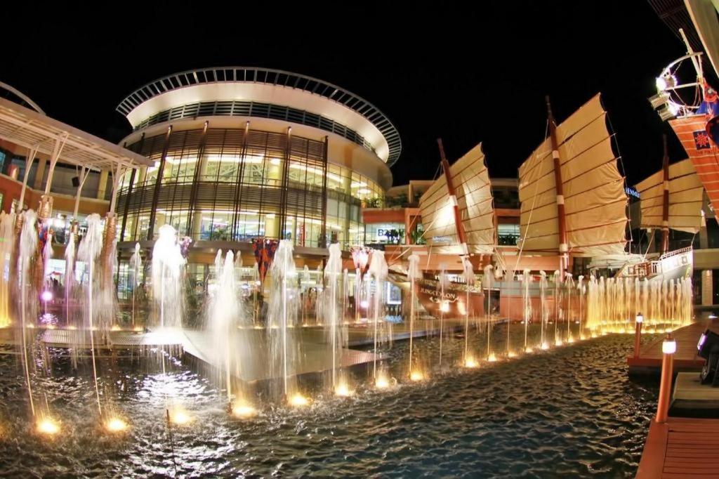 Oyo 343 Wanna Marine Hotel Patong Buitenkant foto