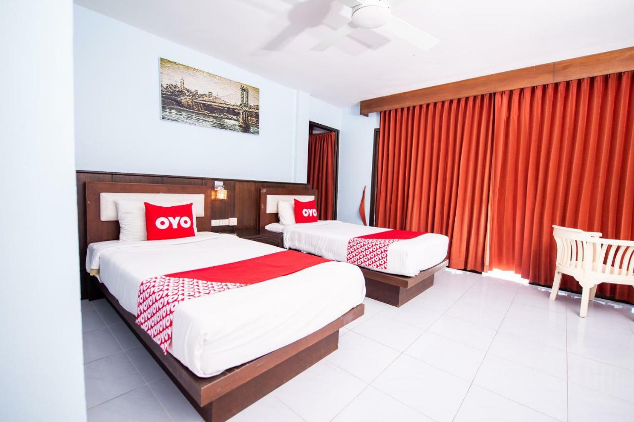 Oyo 343 Wanna Marine Hotel Patong Buitenkant foto