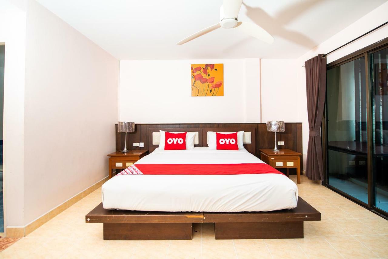 Oyo 343 Wanna Marine Hotel Patong Buitenkant foto