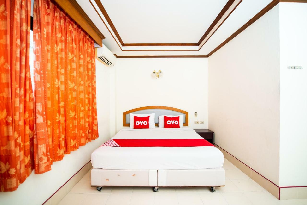 Oyo 343 Wanna Marine Hotel Patong Buitenkant foto